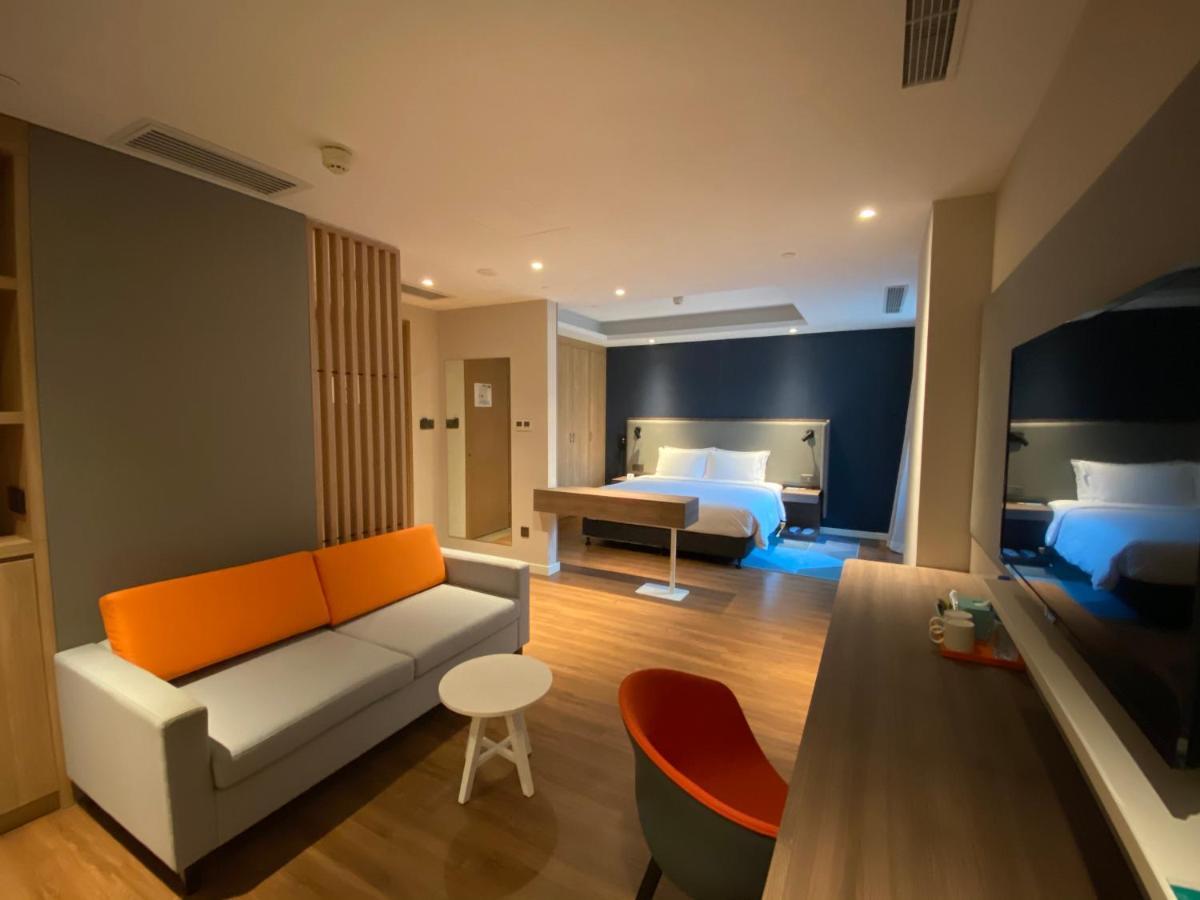 Holiday Inn Express Shanghai Hongqiao North By Ihg Fengbang Экстерьер фото